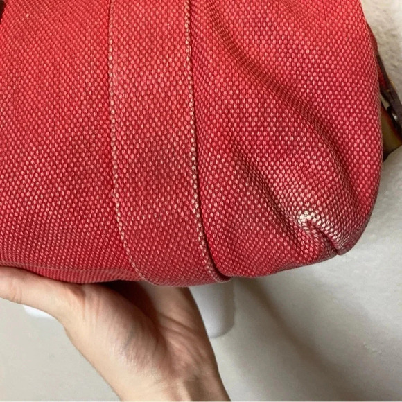 Rare Dooney & Bourke Vintage Small Red Canvas Duffle Bag with Leather Handles - Picture 15 of 16